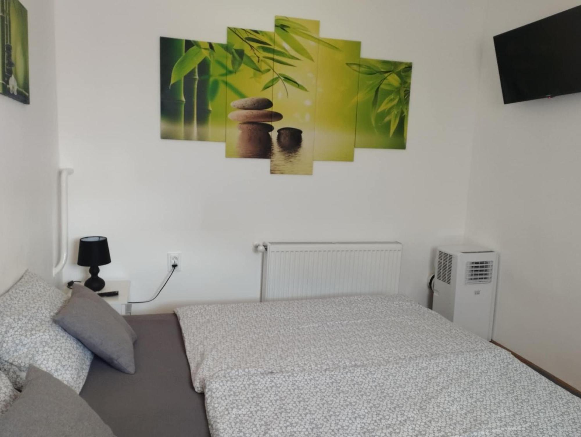Viola Apartment Bogacs